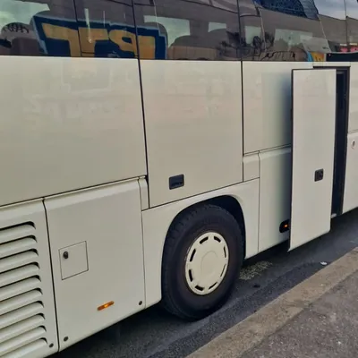 Autocar et minibus de la flotte Kellyn Voyages