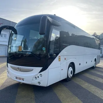 Autocar de tourisme de la flotte Kellyn Voyages