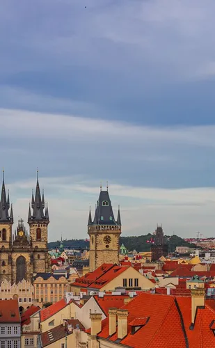 Tours d’Europe — photo : Kitsun Yuen / Pexels