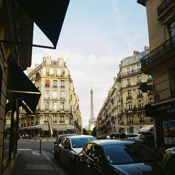Visites guidées & tours de Paris — photo : Myatezhny39 / Pexels