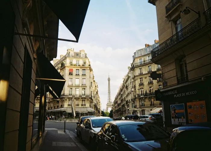Visites guidées & tours de Paris — photo : Myatezhny39 / Pexels